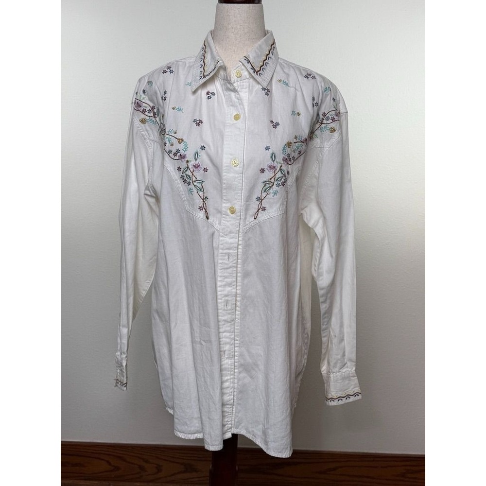 Radical Rags Embroidered Cotton Button-Down Shirt White Floral Design Size M